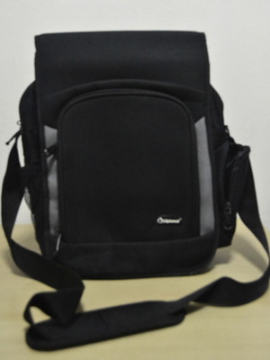 Diplomat shoulder bag for laptop and iPad new, black
