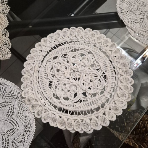 Handmade crochet set of 20 pieces new