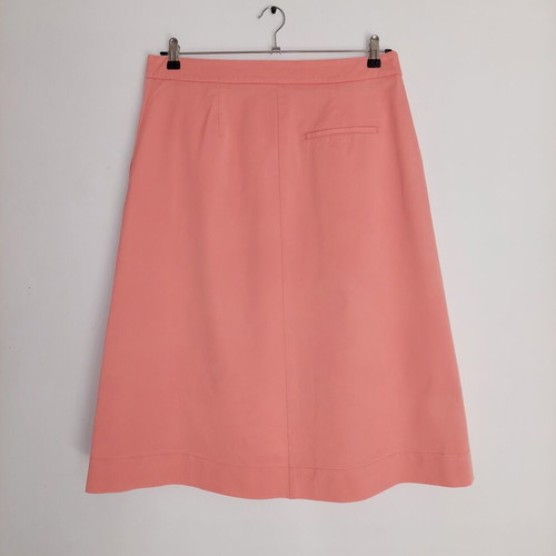 Boss women's skirt used, size XL, pink, needs button repair