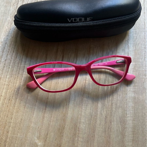 Vogue myopia glasses used for prescription 1.25-1.50