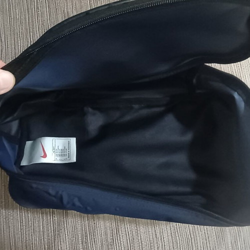 Valencia C.F. jersey large by Draps Center and Nike travel pouch like new