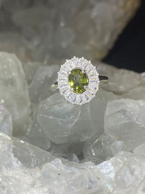 Silver ring with natural peridot and moissanites, new