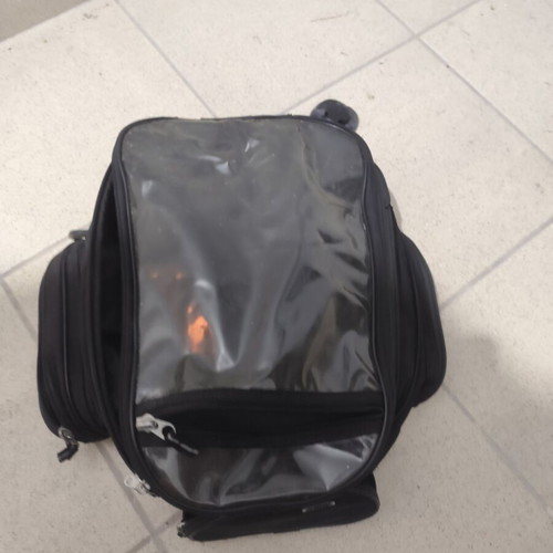 B-Square Magnetic Tank Bag used, very good condition