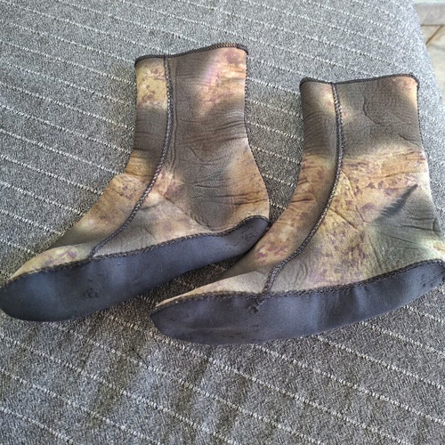 Pathos Large Diving Socks like new, elastic neoprene