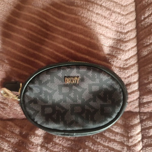 DKNY mini wallet like new, black with gold hardware