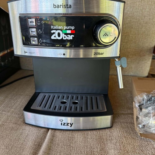 Izzy Barista 20 Bar Espresso Machine like new