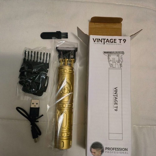 Shaving machine new in packaging