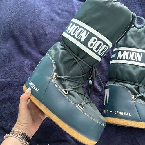 Moon Boot boots like new, size 42-44, green