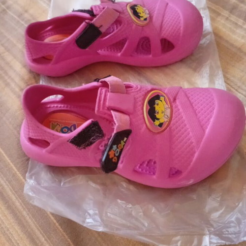 Dora Girls' Water Shoes Size 24 Like New Pink