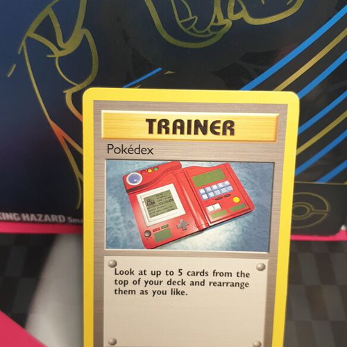 Pokédex base set Pokemon card used