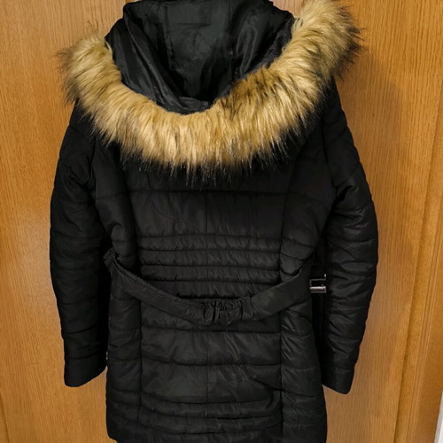 Women's black jacket like new with hood and belt size Medium