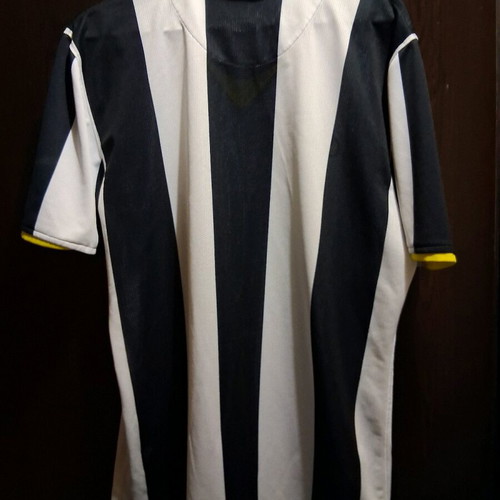 Juventus home jersey like new, size Medium