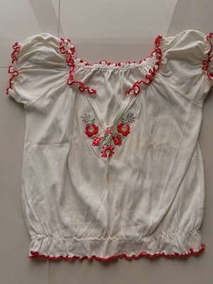 Embroidered T-shirt used, size M 38 10