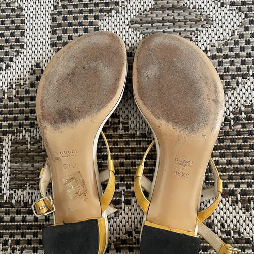 Gucci sandals yellow size 38.5