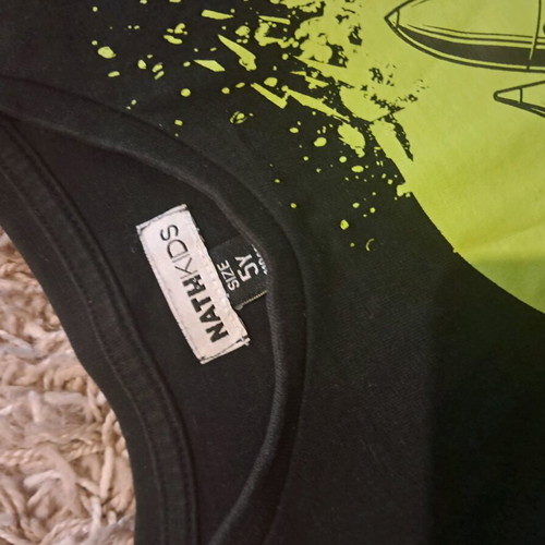 Children's T-shirts and gift tracksuit like new, multicolor, sizes 110-116 cm