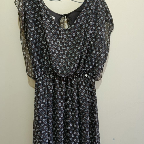 Lynne mini dress like new, printed, size Large, black and green