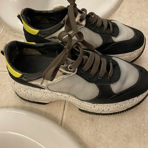 Hogan sneakers used size 39.5/40