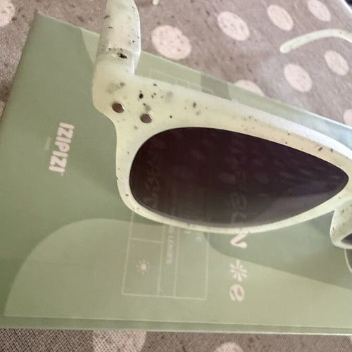 Izipizi Kids Sunglasses Like New