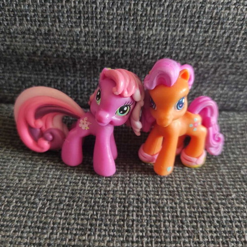 My Little Pony used, set of 2 Hasbro 2006 and 2008
