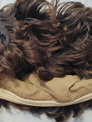 Sea Cap Wig used, soft brown-blonde color