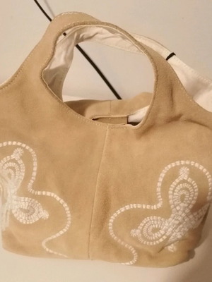 Gianni Chiarini suede leather handbag new, beige with white embroidery