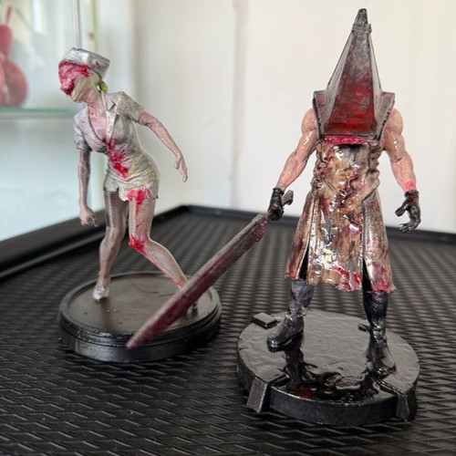 Silent Hill Pyramid Head & Nurse Χειροποίητα αγαλματίδια σαν καινούργια