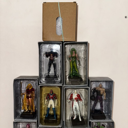 Marvel & DC superhero collectible figures