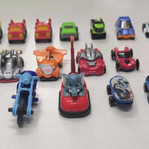 Kinder toy cars like new, pack of 22 small