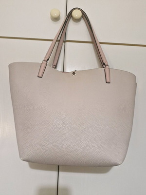 Guess shoulder bag used pink reversible