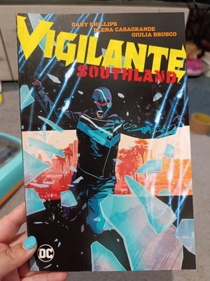 Vigilante Southland DC comic like new, English