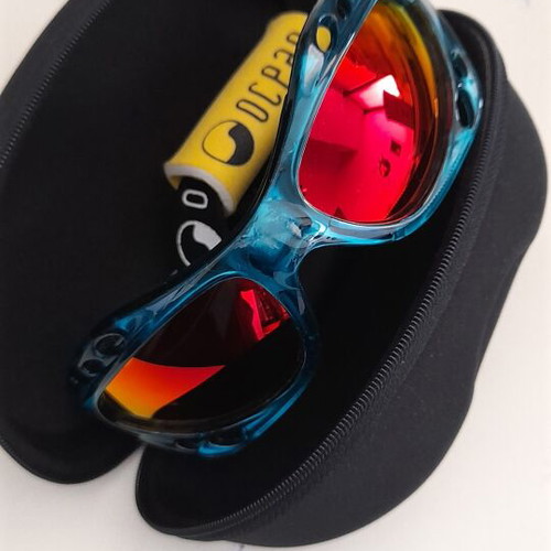 Γυαλιά ηλίου Ocean polarized σαν καινούργια, πολύχρωμα, με θήκη που επιπλέει