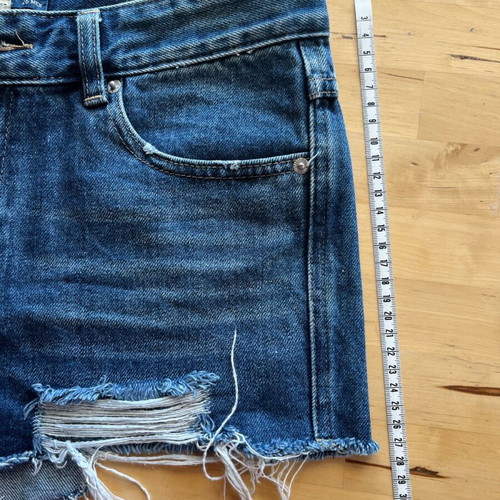 Pull&Bear denim shorts used, size S with cutouts