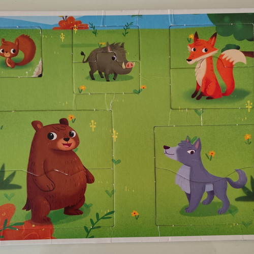 Animal cardboard puzzles like new, set of 4 pieces