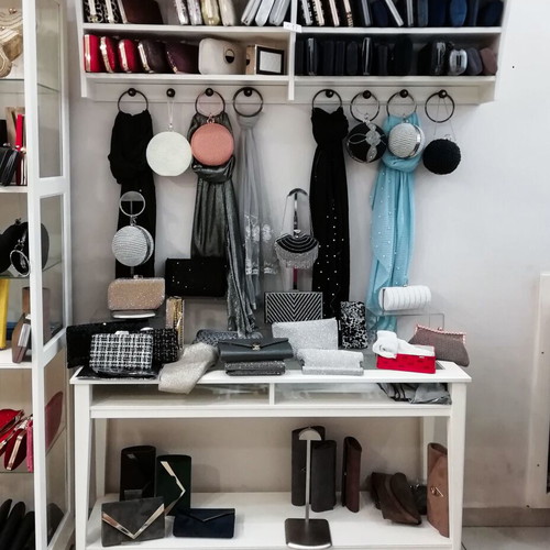 Wall Shelf like new for professional or home use