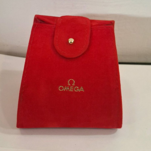 Θήκη ρολογιού Omega μεταχειρισμένη, κόκκινη με χρυσές λεπτομέρειες και μαξιλαράκι