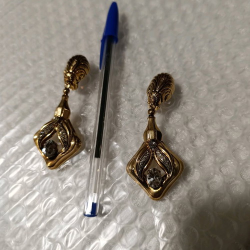 Metal clip earrings new