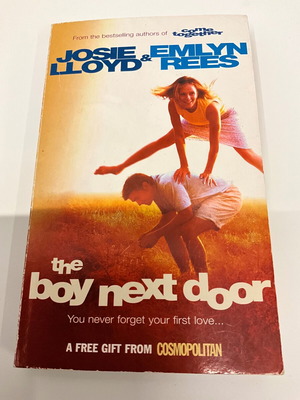 The Boy Next Door like new, Josie Emlyn Lloyd Rees English book