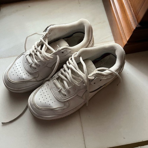 Nike sport shoes used, comfortable, size 39, white