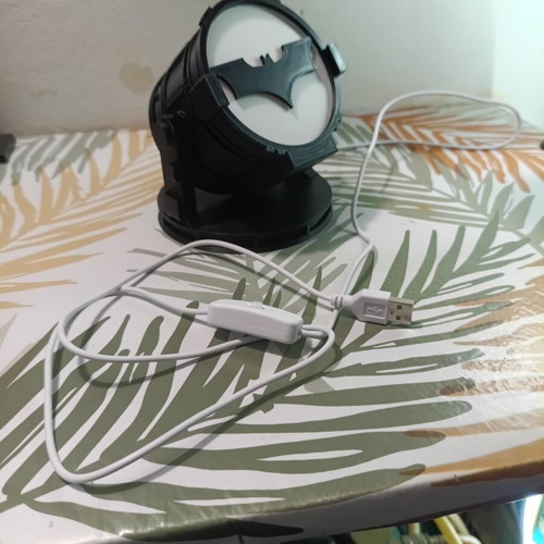 Bat-signal lamp like new, Batman themed lighting