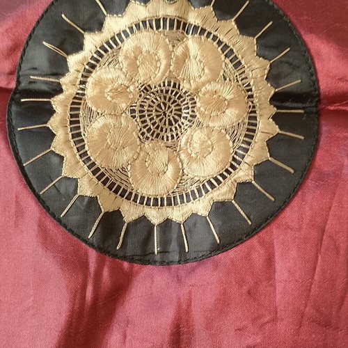Satin cushion cover like new, burgundy and gold, 45×45 cm