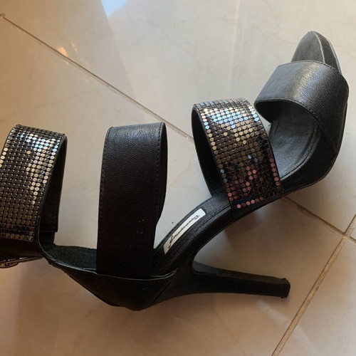 Stradivarius sandals used, size 39, black and silver