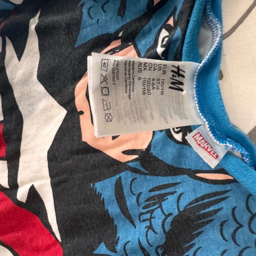 Μπλούζα Captain America αγοριού μεταχειρισμένη H&M 110-116