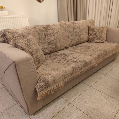 Sofa set 3-seater and 2-seater like new