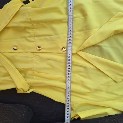 Yellow maxi dress with buttons and belt like new
