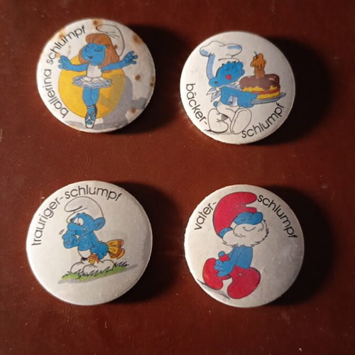 Smurfs pin collection, 20 large pins, German set, 1983