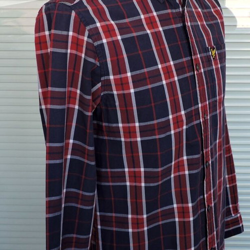 Lyle and Scott Mens Long Sleeve Checked Shirt Size M like new, blue red