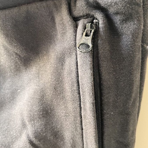 Adidas shorts with zipper pockets used, size 140cm, black