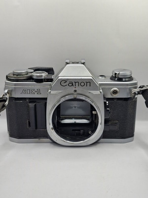 Canon AE1 σώμα φωτογραφικής μηχανής μεταχειρισμένο, λειτουργικό με μπαταρία