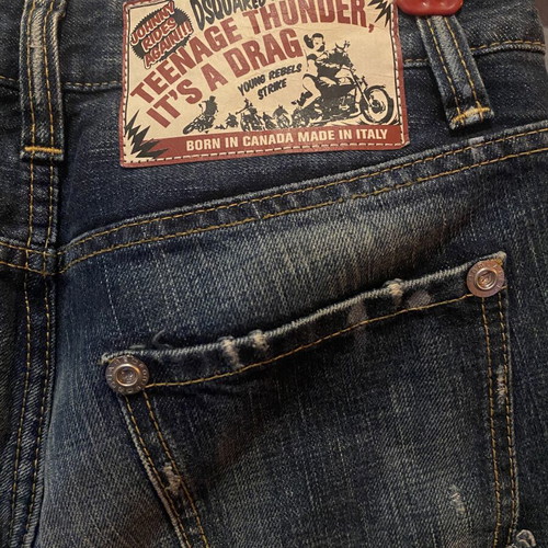 Dsquared2 Cropped Jeans like new, vintage with leather biker patch