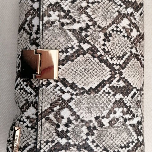 Bag to Bag animal print clutch bag with chain, new